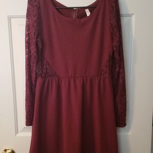 Long sleeve lace maroon dress